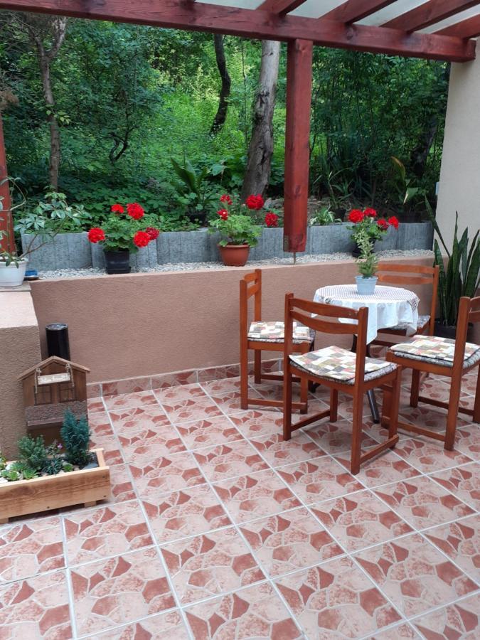 Var-Lak Vendeghaz Szendro Exterior foto