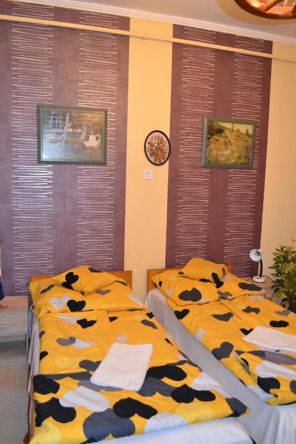 Var-Lak Vendeghaz Szendro Exterior foto